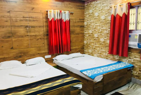 Fellow Farm Patna by Goroomgo