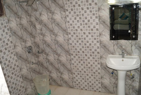 Fellow Farm Patna by Goroomgo