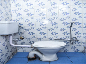 Holiday Inn By OYO Rooms