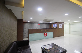 Hotel Grand Celebration By OYO Rooms