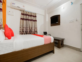 Hotel Mega Royal By OYO Rooms