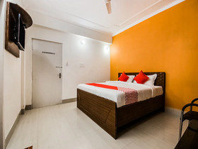 Hotel Mega Royal By OYO Rooms
