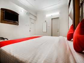 Hotel Mega Royal By OYO Rooms