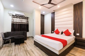 Hotel Navya Grand by OYO Rooms