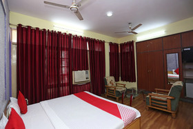 Hotel Royal Inn By OYO Rooms