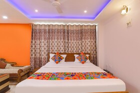 Mega Royal by Fabhotel