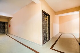 Silver Estate Residency by OYO Rooms