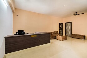 Silver Estate Residency by OYO Rooms