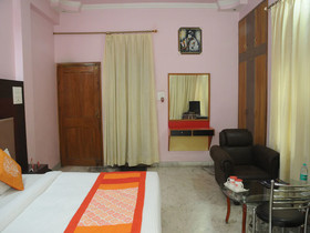 Spring Fields By OYO Rooms