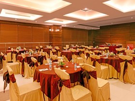 Vijaya Tej Clarks Inn