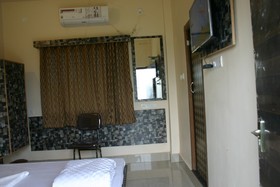 Utsav Grand by Shrigo Hotels