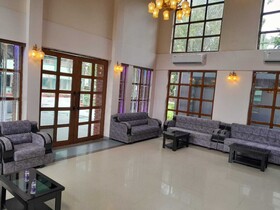 Arunya Hotel & Resort