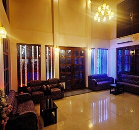 Arunya Hotel & Resort
