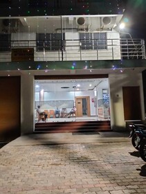 Hotel Rekha International