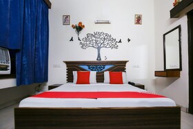 Hotel City Plaza 3 by OYO Rooms