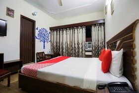 Hotel City Plaza 3 by OYO Rooms