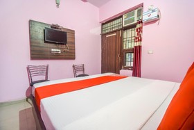 Hotel Deep Palace by OYO Rooms