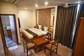 Hotel Lake View