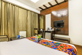 Hotel Metro 35 by FabHotel