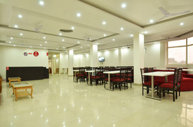 Hotel Platinum Inn