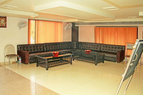 Hotel Central Plaza By OYO Rooms