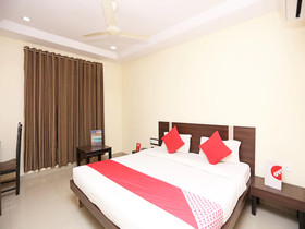 Hotel Central Plaza By OYO Rooms