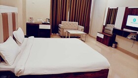 Hotel Emperor Paradise