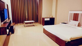 Hotel Emperor Paradise