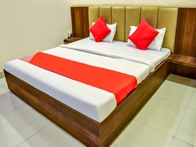 Hotel Platinum by OYO Rooms