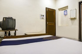 Hotel Rohit by OYO Rooms