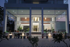 Hotel The Citycrown Bilaspur