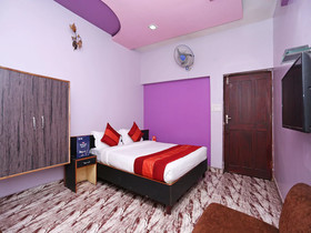 OYO 11555 Hotel Punjab