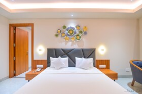 Hotel Pratap Palace