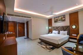 Hotel Pratap Palace