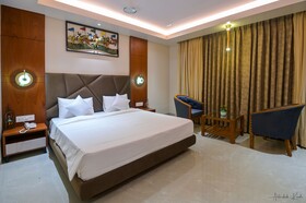 Hotel Pratap Palace
