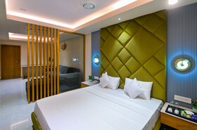 Hotel Pratap Palace