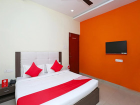 Amar Marriage Palace By OYO Rooms