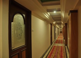 Babylon Inn