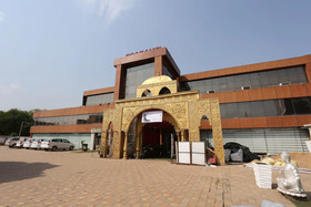 Capital O 22733 Wood Castle