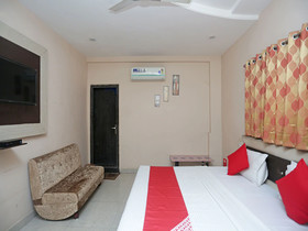 Hotel City Shine By OYO Rooms