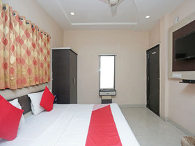 Hotel City Shine By OYO Rooms