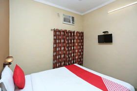 Hotel Classic By OYO Rooms