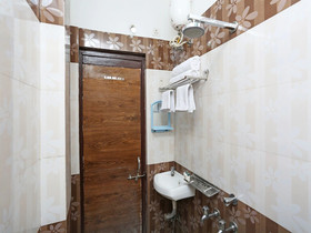 Hotel Gagan Grant by OYO Rooms