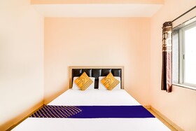 Hotel Krishna by OYO Rooms