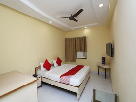 Hotel Madhuban