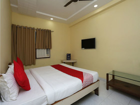 Hotel Madhuban