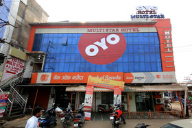 Hotel Multi Star By OYO Rooms