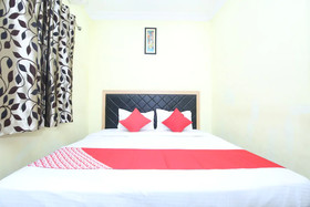 Hotel Multi Star By OYO Rooms