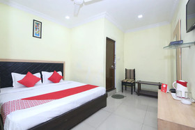 Hotel Multi Star By OYO Rooms