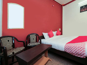 Hotel Ratan International
